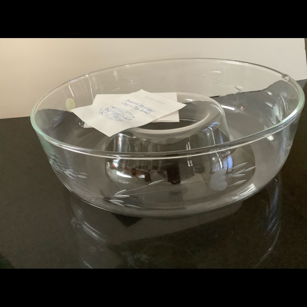 Princess house heritage pattern Chip § Dip bowl
